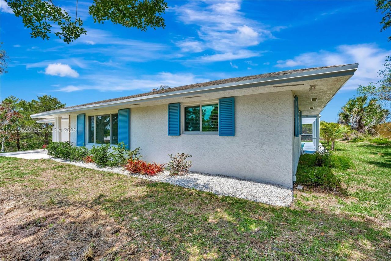 9125 SE Karin St , Hobe Sound, FL 33455 Photo