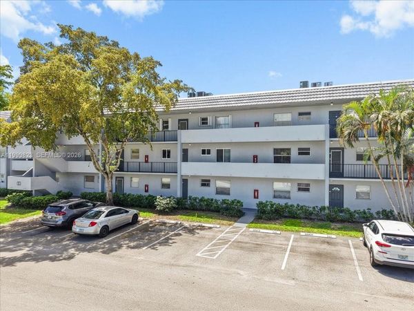 8350 Sands Point Blvd , Unit E303, Tamarac, FL 33321