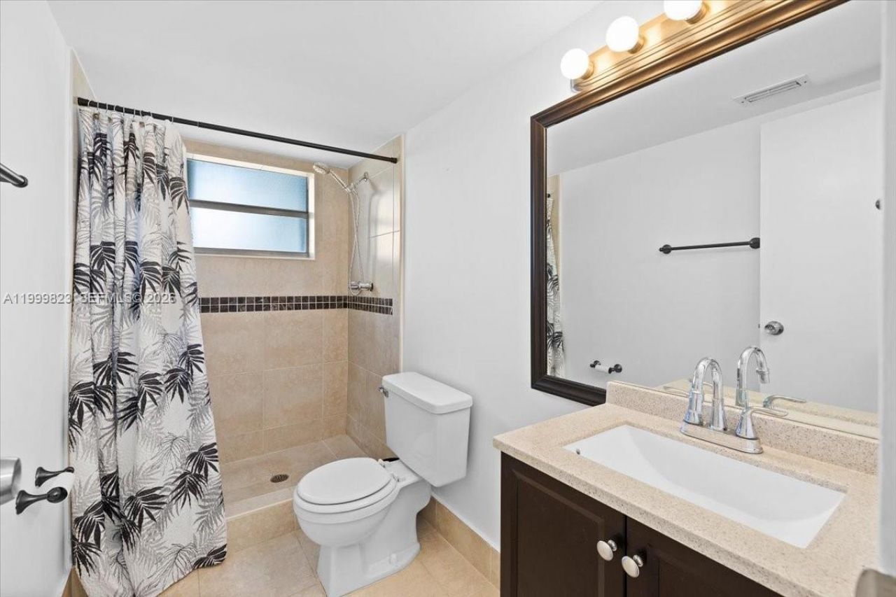 8350 Sands Point Blvd, Unit E303, Tamarac, FL 33321 Photo