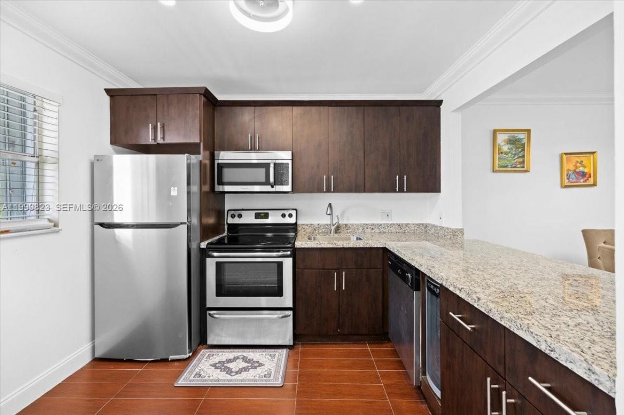 8350 Sands Point Blvd, Unit E303, Tamarac, FL 33321 Photo