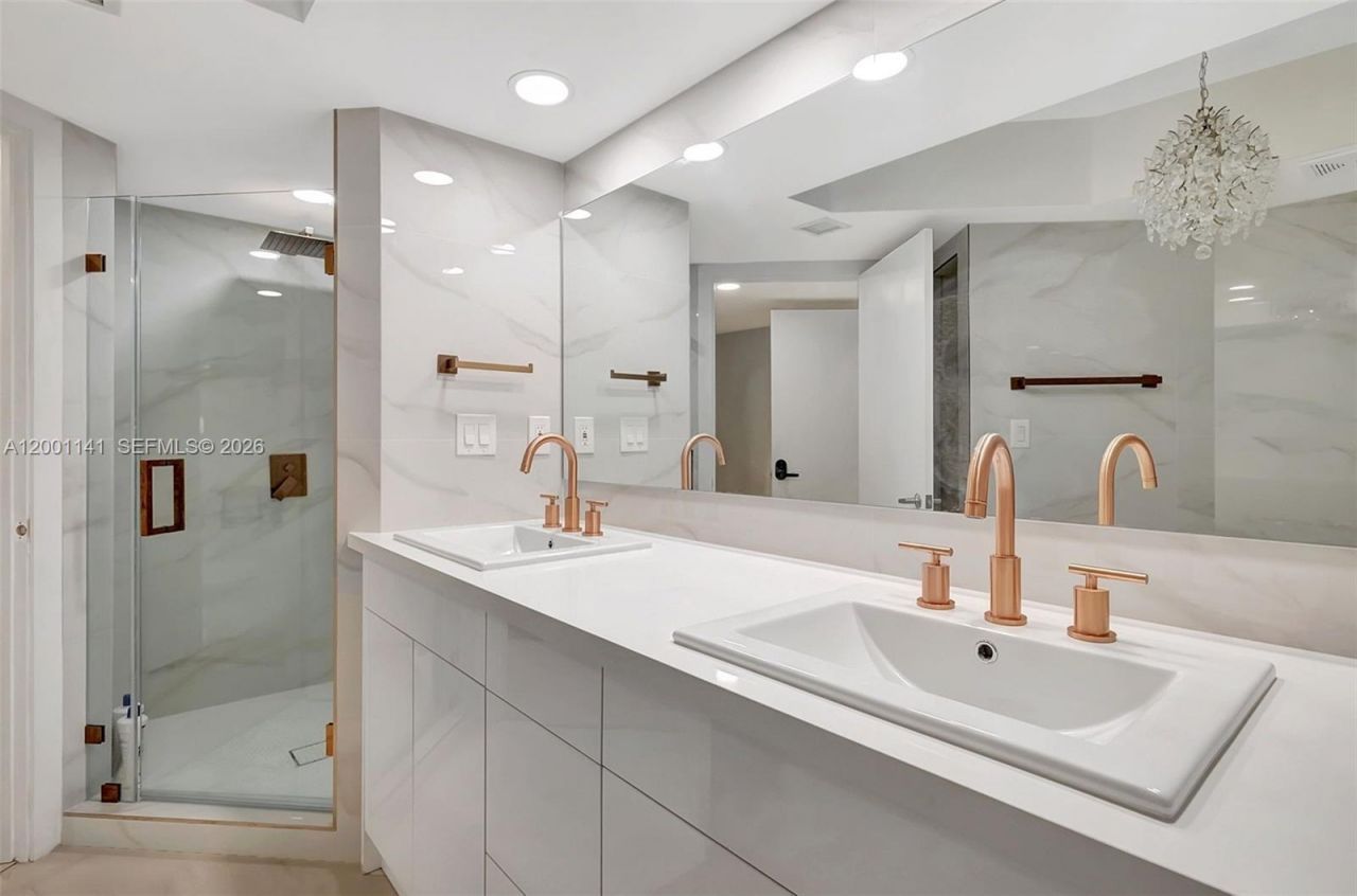16485 Collins Ave, Unit 932, Sunny Isles Beach, FL 33160 Photo