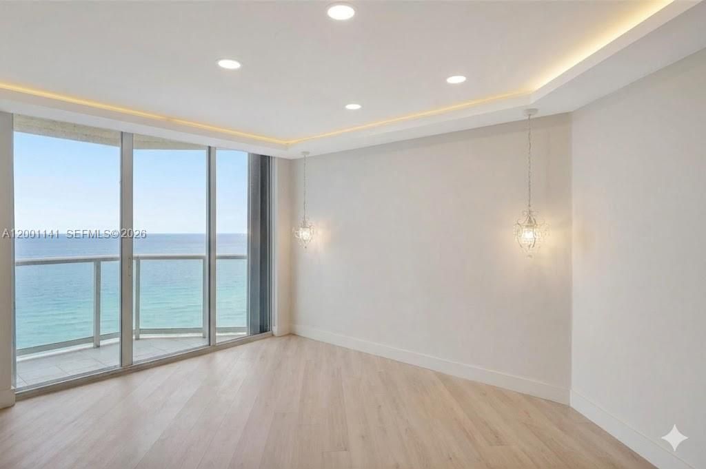 16485 Collins Ave, Unit 932, Sunny Isles Beach, FL 33160 Photo