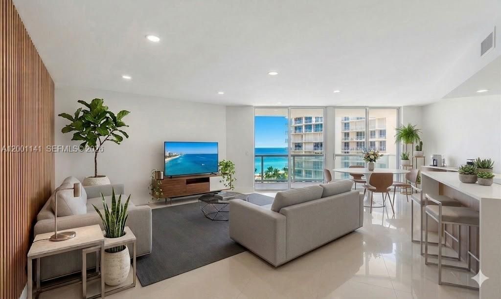 16485 Collins Ave, Unit 932, Sunny Isles Beach, FL 33160 Photo