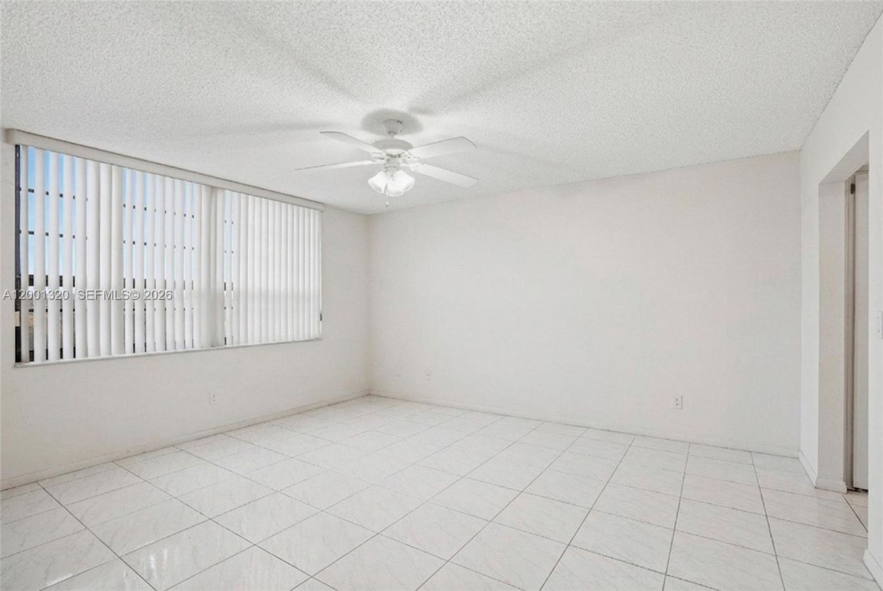 1001 Colony Point Cir, Unit 503, Pembroke Pines, FL 33026 Photo