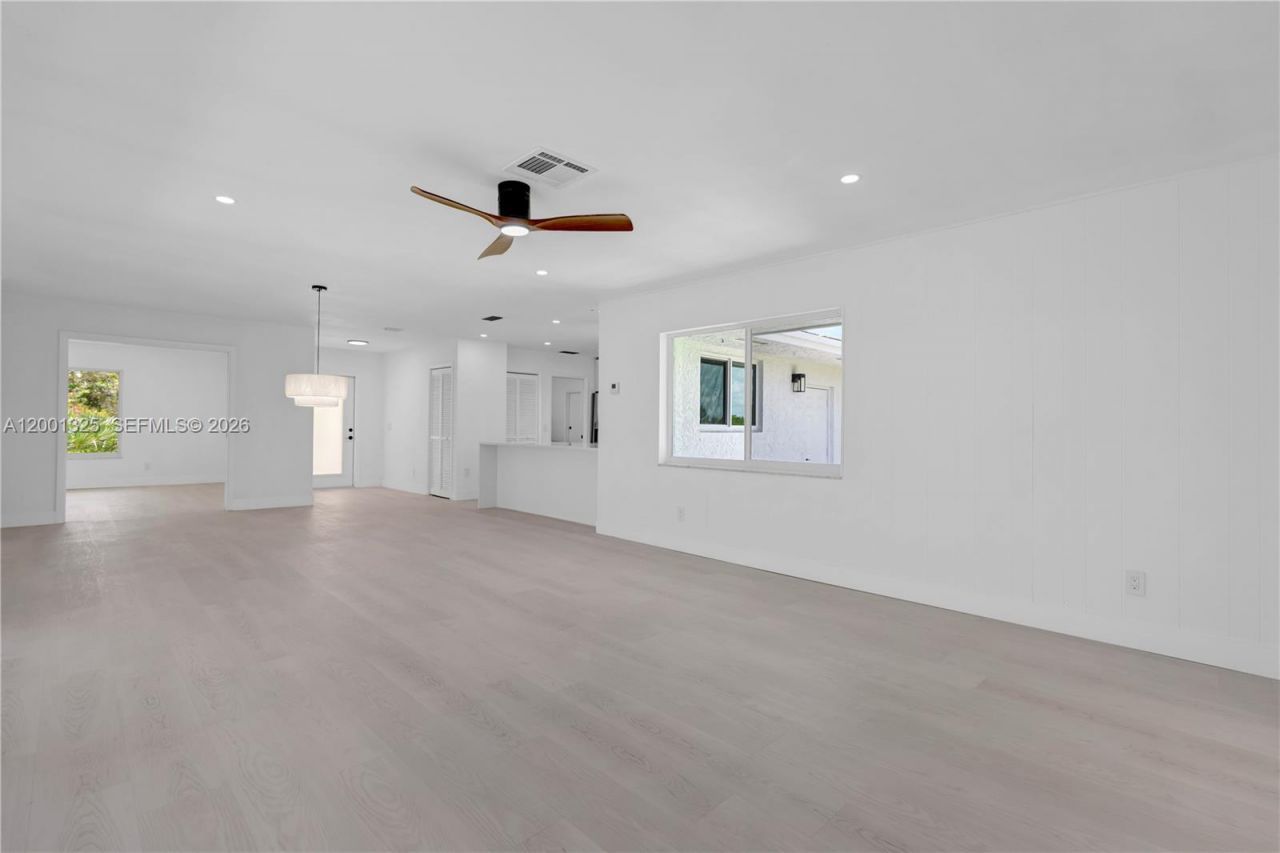 9125 SE Karin St, Hobe Sound, FL 33455 Photo