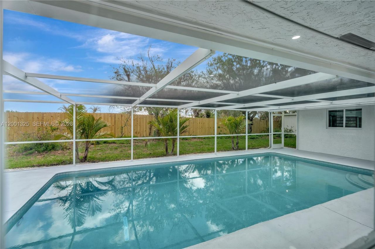 9125 SE Karin St, Hobe Sound, FL 33455 Photo