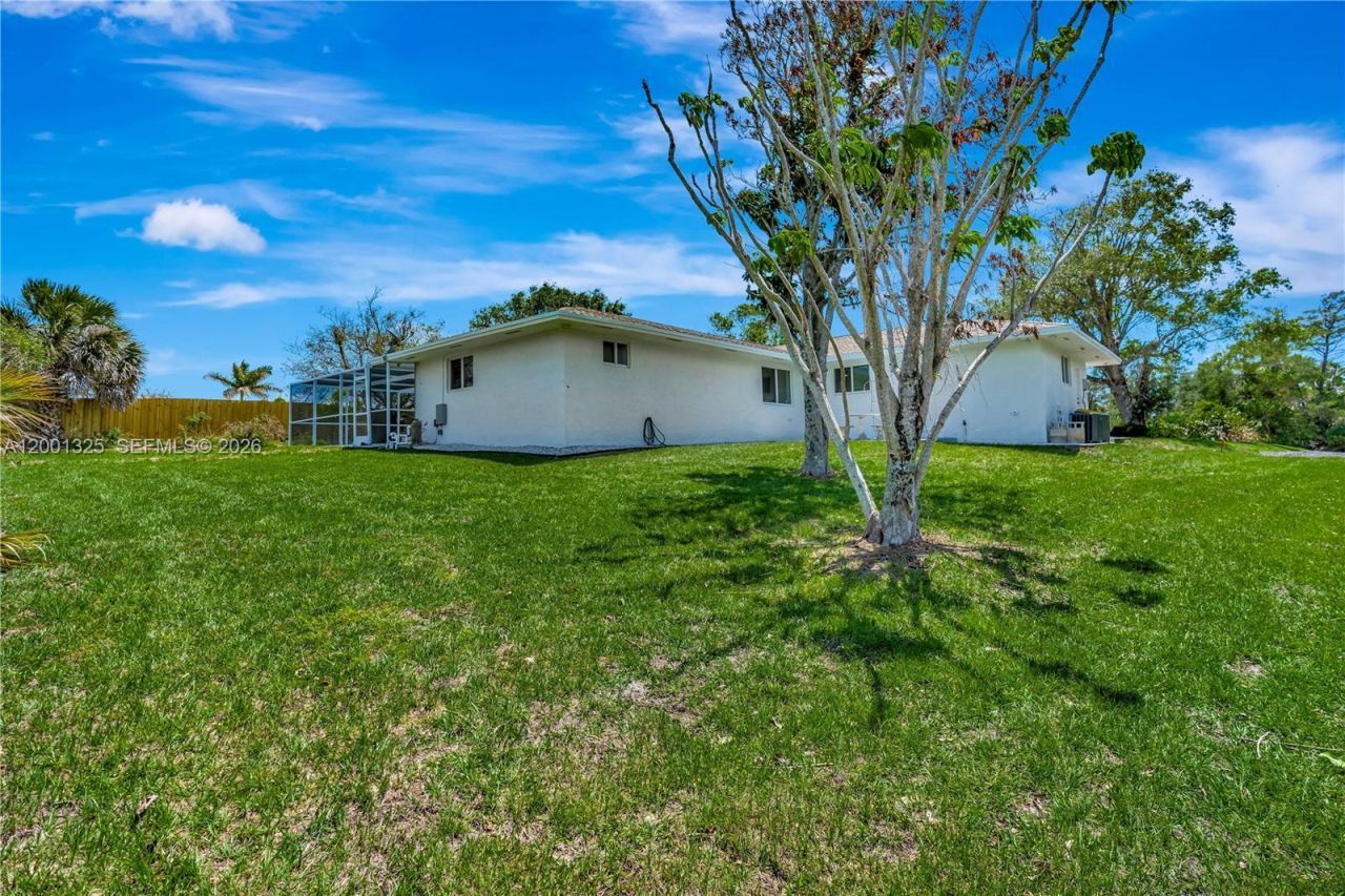 9125 SE Karin St, Hobe Sound, FL 33455 Photo