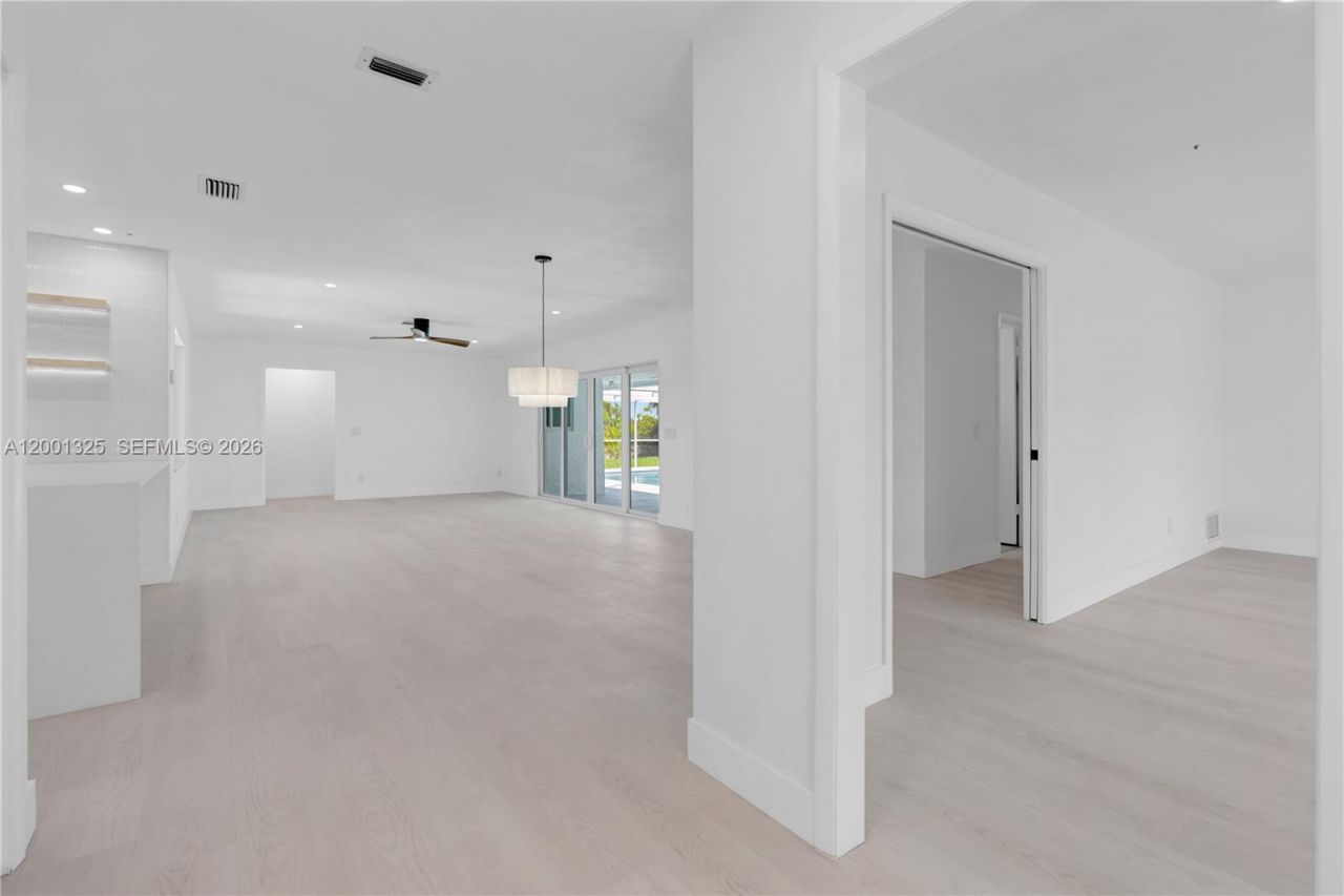 9125 SE Karin St, Hobe Sound, FL 33455 Photo