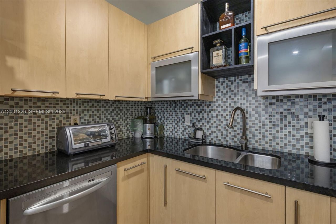 6382 SW 38th St, Miami, FL 33155 Photo