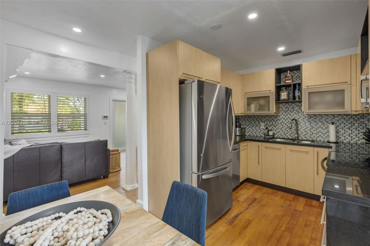 6382 SW 38th St, Miami, FL 33155 Photo