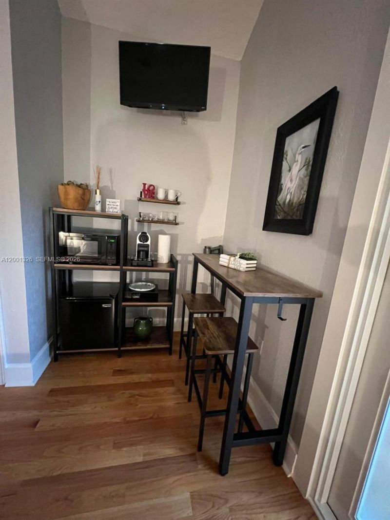 6382 SW 38th St, Miami, FL 33155 Photo