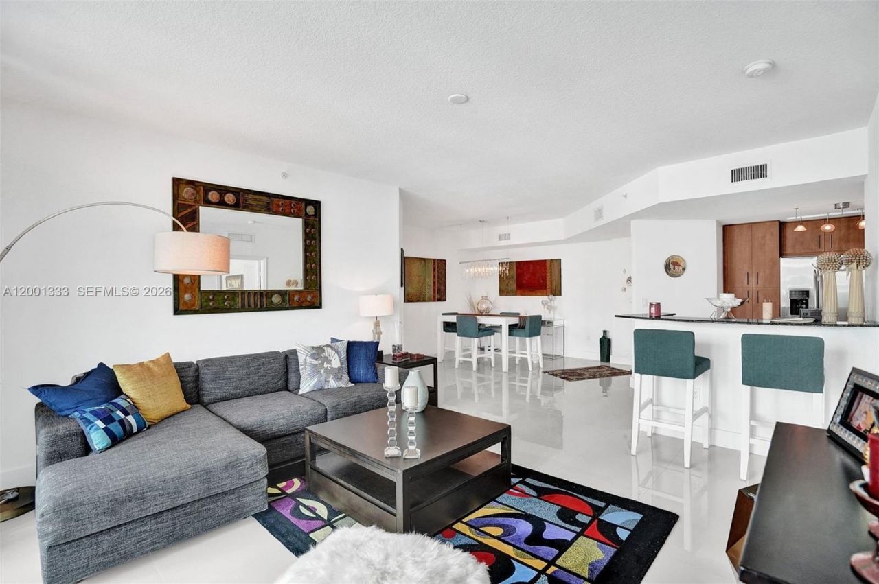 7900 Harbor Island Dr, Unit 704, North Bay Village, FL 33141 Photo