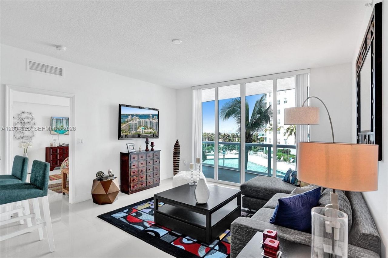 7900 Harbor Island Dr, Unit 704, North Bay Village, FL 33141 Photo