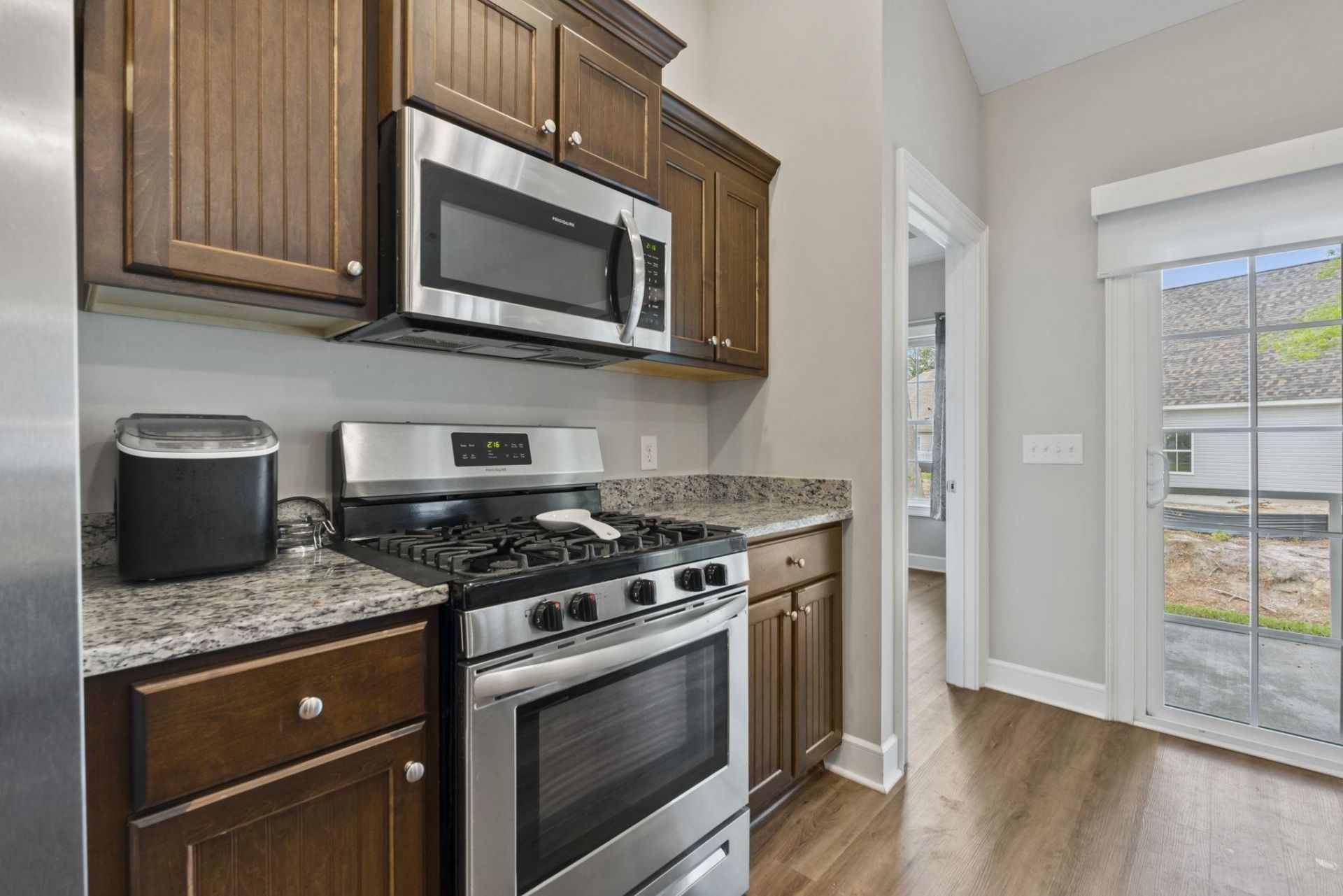 532 Whiddy Loop Photo 13