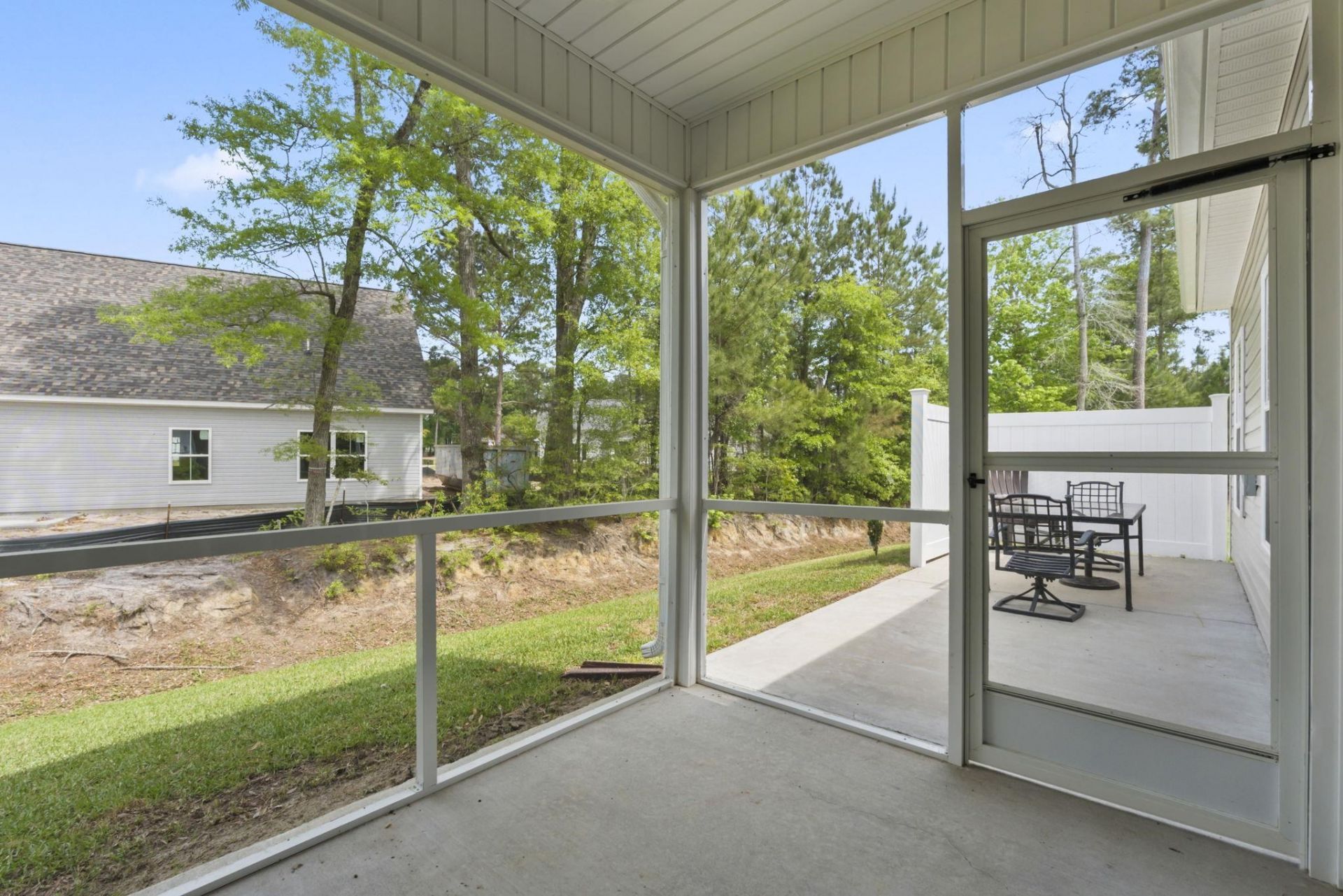 532 Whiddy Loop Photo 29