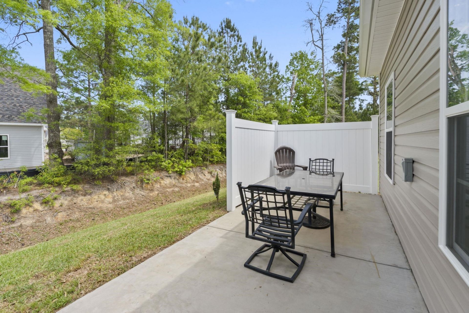 532 Whiddy Loop Photo 30