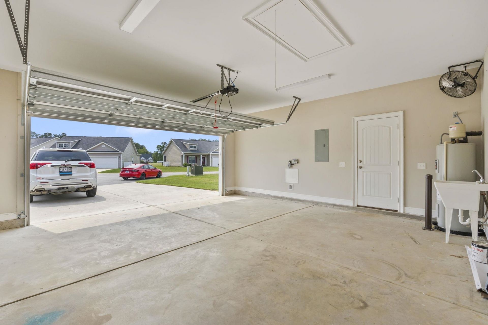 532 Whiddy Loop Photo 33