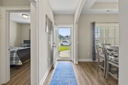 532 Whiddy Loop photo 4