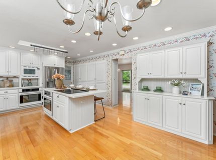 8445 Royall Oaks Dr, Granite Bay, CA 95746 Photo