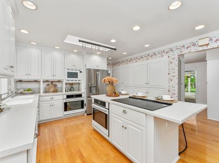 8445 Royall Oaks Dr, Granite Bay, CA 95746 Photo