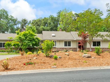 8445 Royall Oaks Dr, Granite Bay, CA 95746 Photo