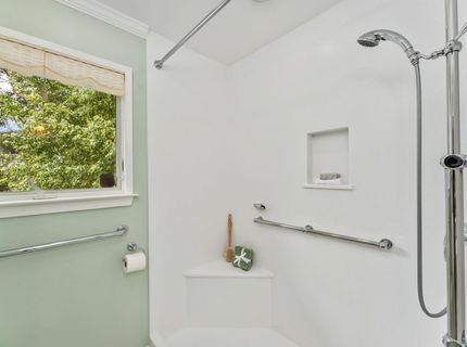 8445 Royall Oaks Dr, Granite Bay, CA 95746 Photo