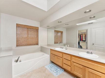 6426 Noble House Ct, Elk Grove, CA 95758 Photo