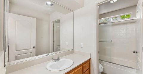 6426 Noble House Ct, Elk Grove, CA 95758 Photo