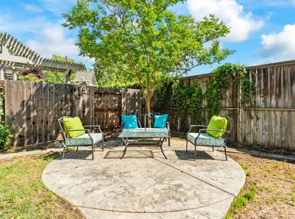 6426 Noble House Ct, Elk Grove, CA 95758 Photo