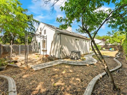 6426 Noble House Ct, Elk Grove, CA 95758 Photo