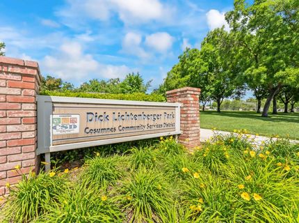 6426 Noble House Ct, Elk Grove, CA 95758 Photo