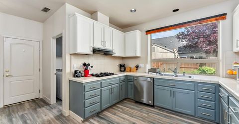 6426 Noble House Ct, Elk Grove, CA 95758 Photo