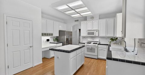 8822 Breaker Point Ct, Elk Grove, CA 95758 Photo