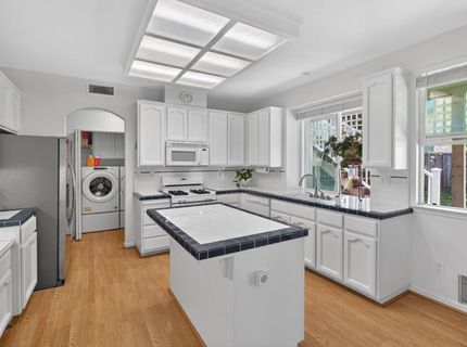 8822 Breaker Point Ct, Elk Grove, CA 95758 Photo