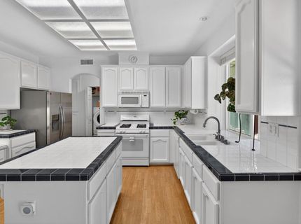 8822 Breaker Point Ct, Elk Grove, CA 95758 Photo