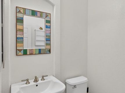 8822 Breaker Point Ct, Elk Grove, CA 95758 Photo