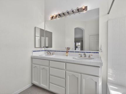 8822 Breaker Point Ct, Elk Grove, CA 95758 Photo