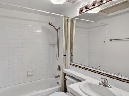 8822 Breaker Point Ct, Elk Grove, CA 95758 Photo