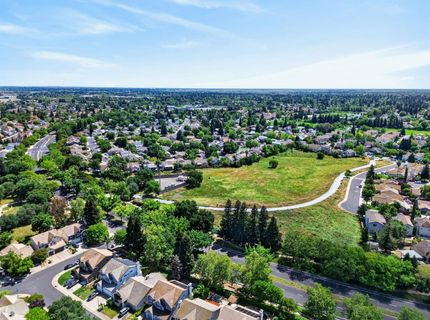 8822 Breaker Point Ct, Elk Grove, CA 95758 Photo