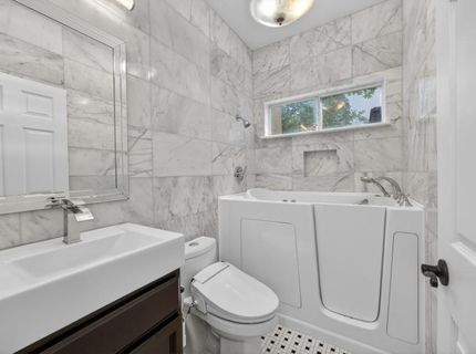 9223 Camden Lake Way, Elk Grove, CA 95624 Photo