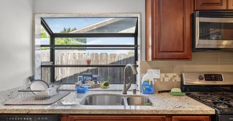 2612 Stonehaven Dr, Sacramento, CA 95827 Photo