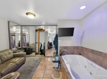 2612 Stonehaven Dr, Sacramento, CA 95827 Photo