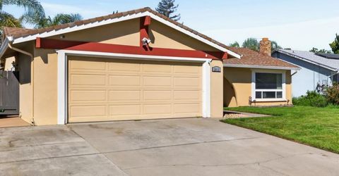 2612 Stonehaven Dr, Sacramento, CA 95827 Photo