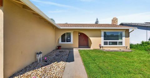 2612 Stonehaven Dr, Sacramento, CA 95827 Photo