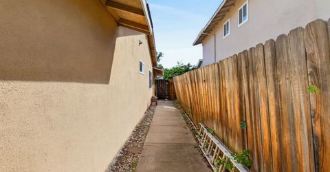 2612 Stonehaven Dr, Sacramento, CA 95827 Photo