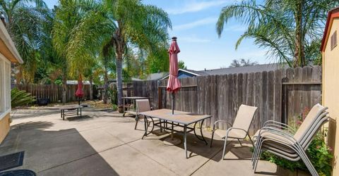 2612 Stonehaven Dr, Sacramento, CA 95827 Photo