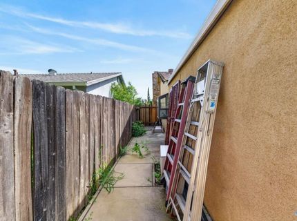 2612 Stonehaven Dr, Sacramento, CA 95827 Photo