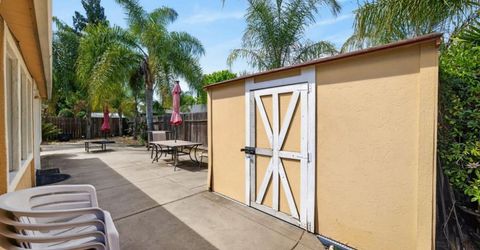 2612 Stonehaven Dr, Sacramento, CA 95827 Photo