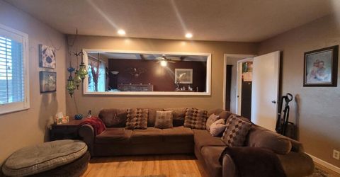 6929 Silverthorne Cir, Sacramento, CA 95842 Photo