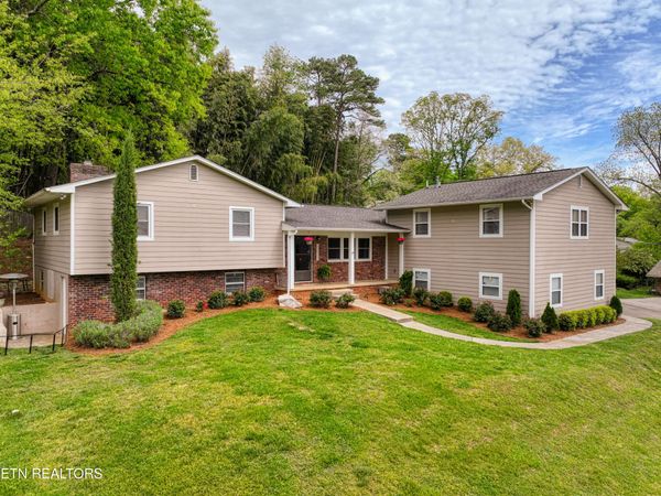 717 Noragate Rd, Knoxville, TN 37919